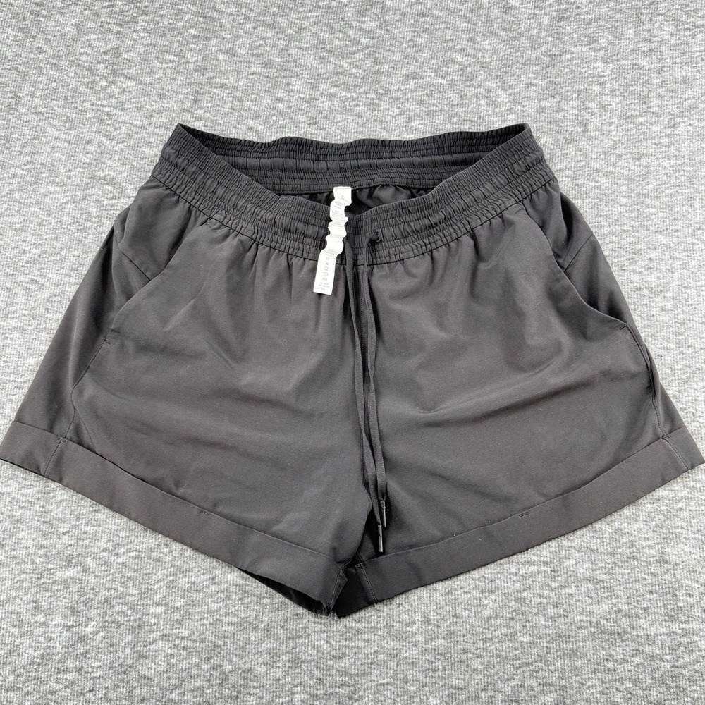 Lululemon Spring Break Away Short Women's‎ Size 8 Black Drawstring Cuffed Hem